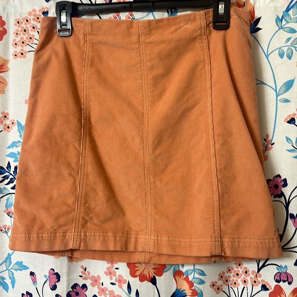 FREE PEOPLE MINI SKIRT- SIZE 12